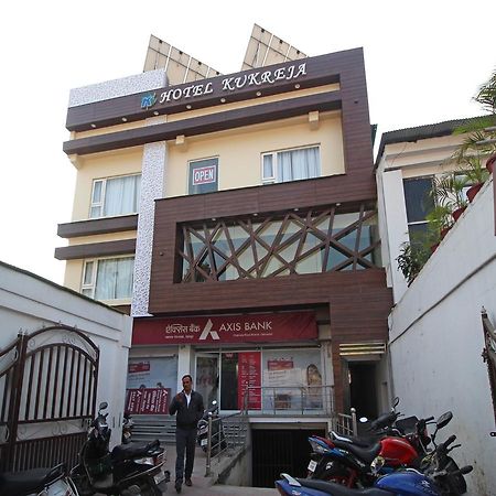 Oyo 8132 Hotel Kukreja Dehradun Luaran gambar