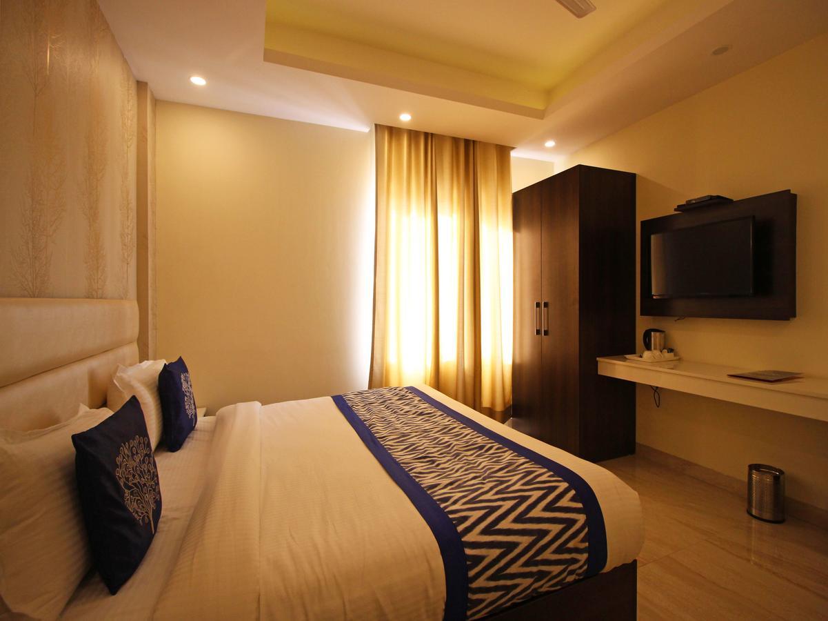 Oyo 8132 Hotel Kukreja Dehradun Luaran gambar